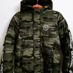 Abercrombie and Fitch Youth Puffer Jacke